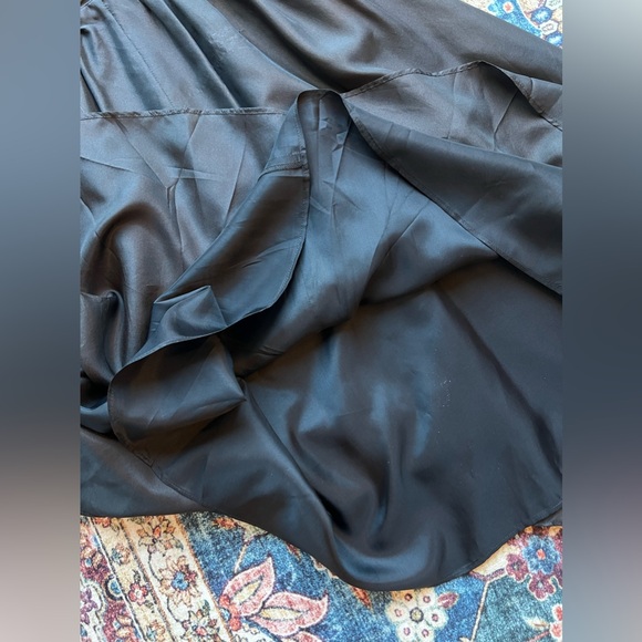 EUC Black silk White House Black Market midi halter bow detail dress, size 2 - Picture 7 of 8